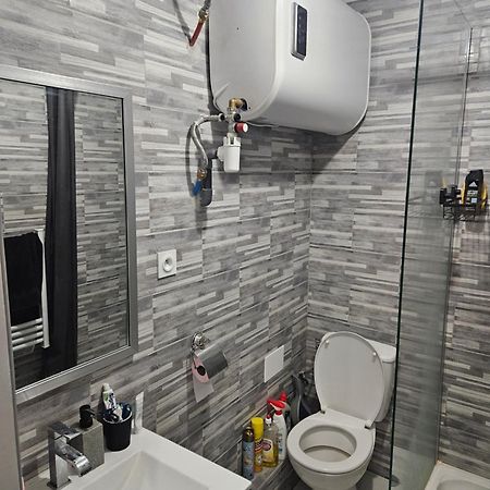 Appartamento T2 Chaleureux, Calme Et Entierement Renove. Béziers Esterno foto