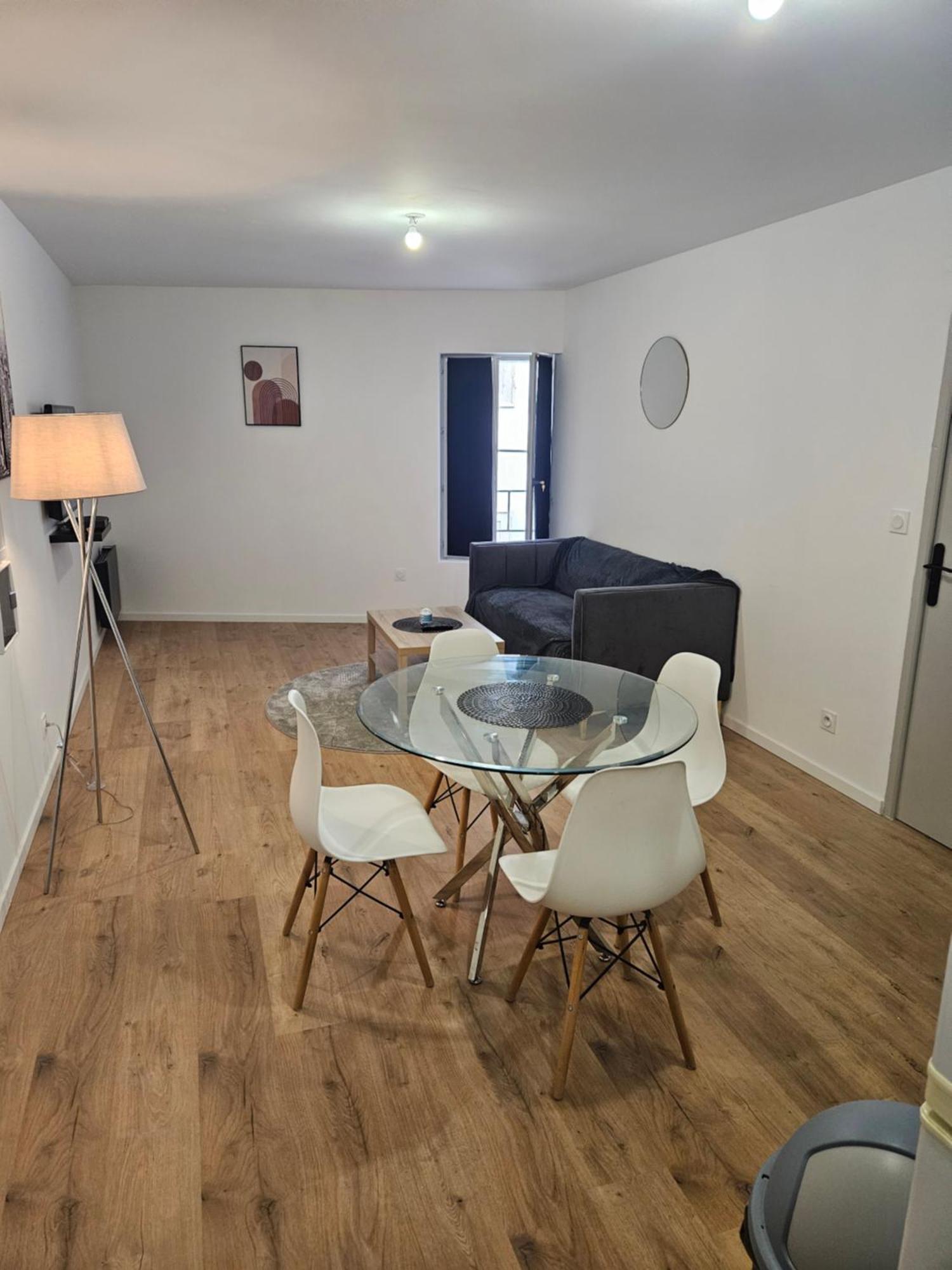 Appartamento T2 Chaleureux, Calme Et Entierement Renove. Béziers Esterno foto