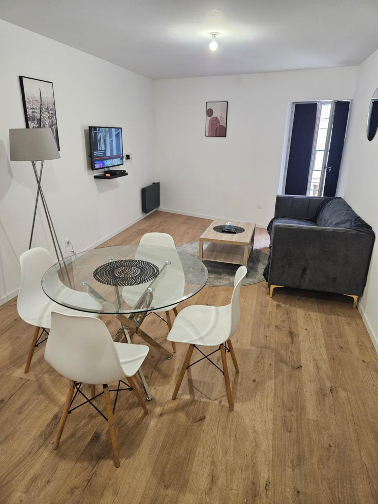 Appartamento T2 Chaleureux, Calme Et Entierement Renove. Béziers Esterno foto